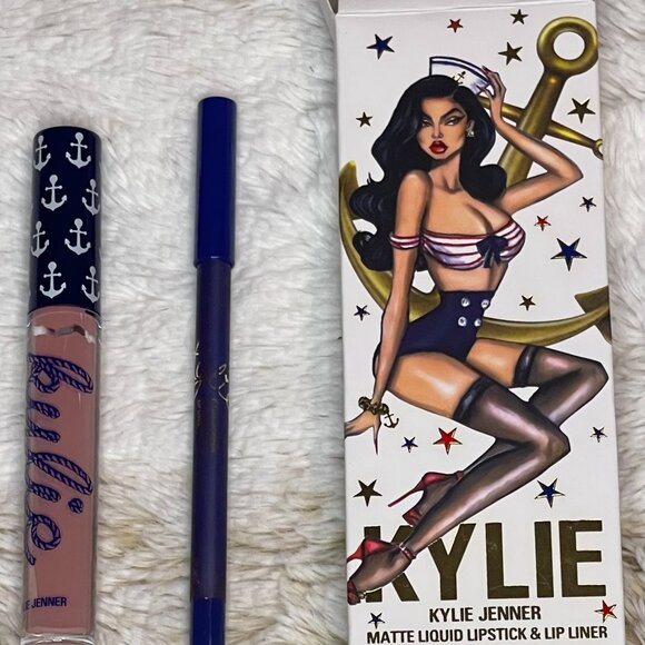 Kylie Jenner Matte Liquid Lipstick & Lip Liner in Kiss Me, Sailor - New in Box - - Picture 3 of 3